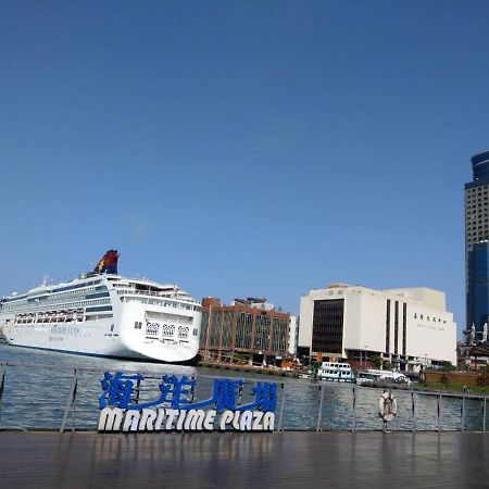 Rhine Inn Цзилун Экстерьер фото