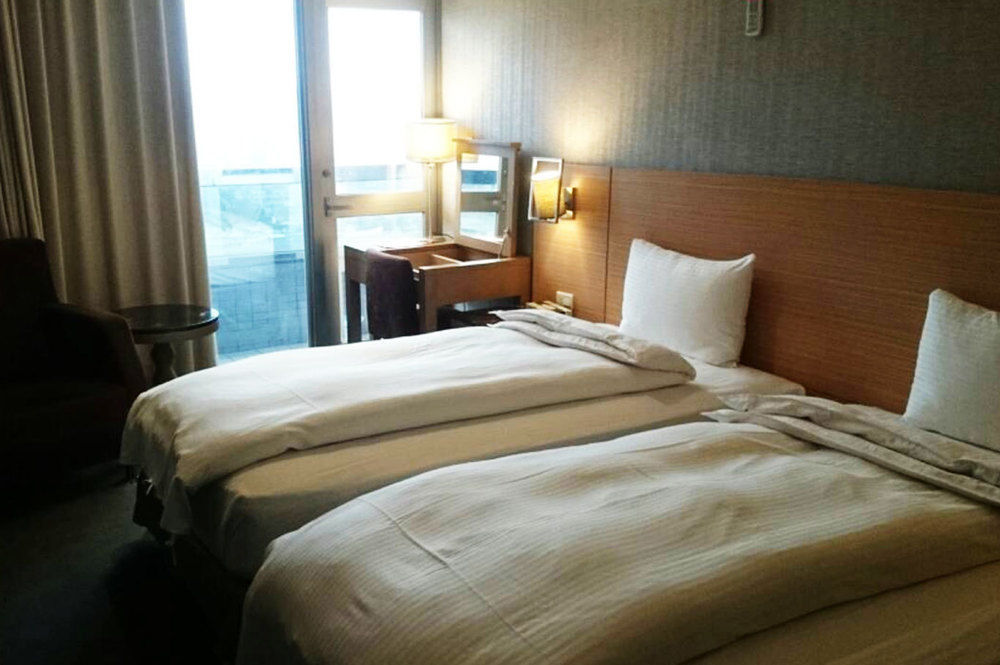 Rhine Inn Цзилун Экстерьер фото